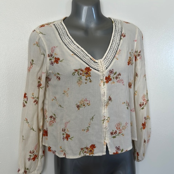Blouse by Hippie Rose - Picture 2 of 6